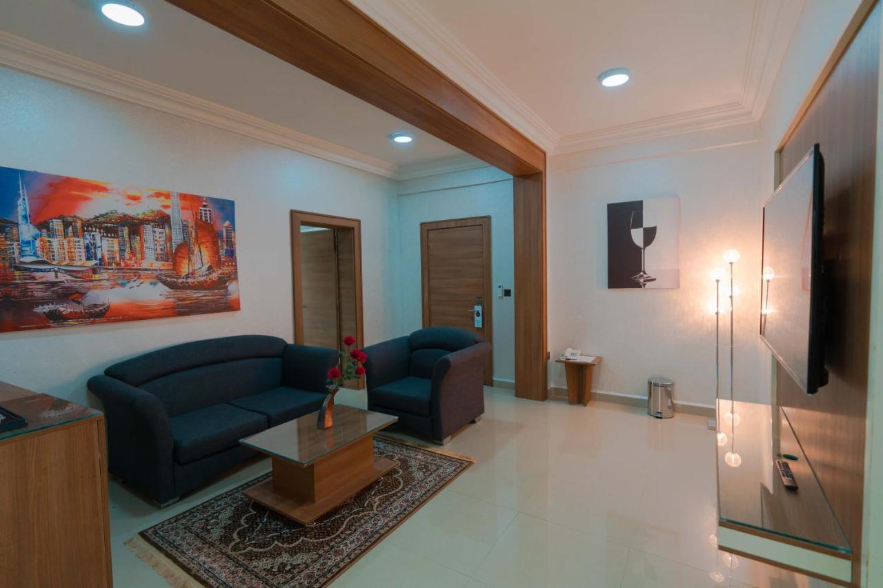 Phoenicia Suites Wupa Экстерьер фото